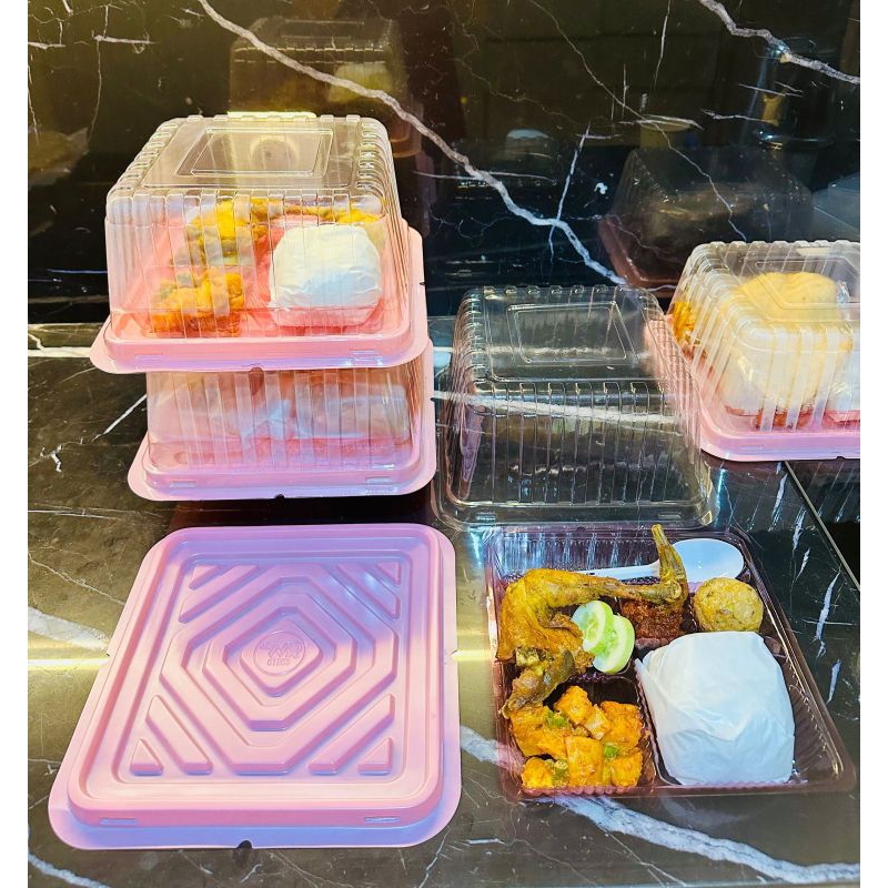 Mika Tumpeng kotak 20cmx20cm pink+alas sekat 5 pink+sendok putih susu isi 10set