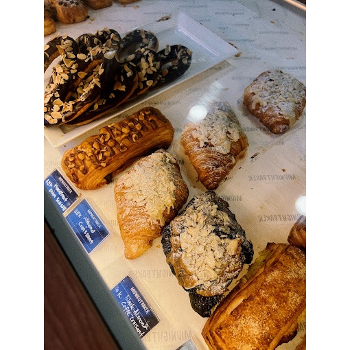 

Jastip Midnight Baker Pastry