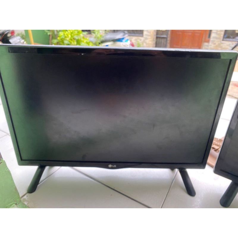tv monitor LED