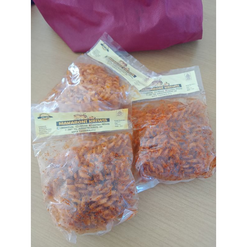 

Makaroni keriting bantat