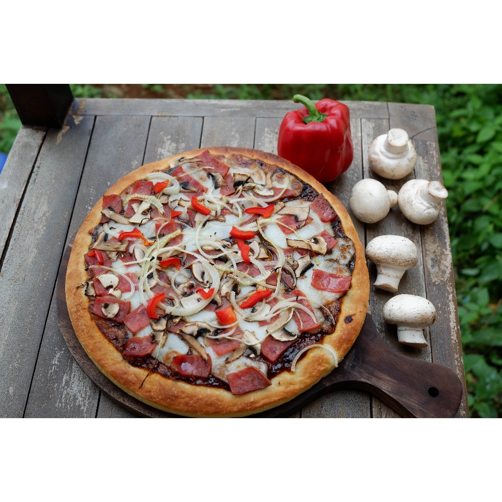 

PIzza Black Pepper Smoked Beef