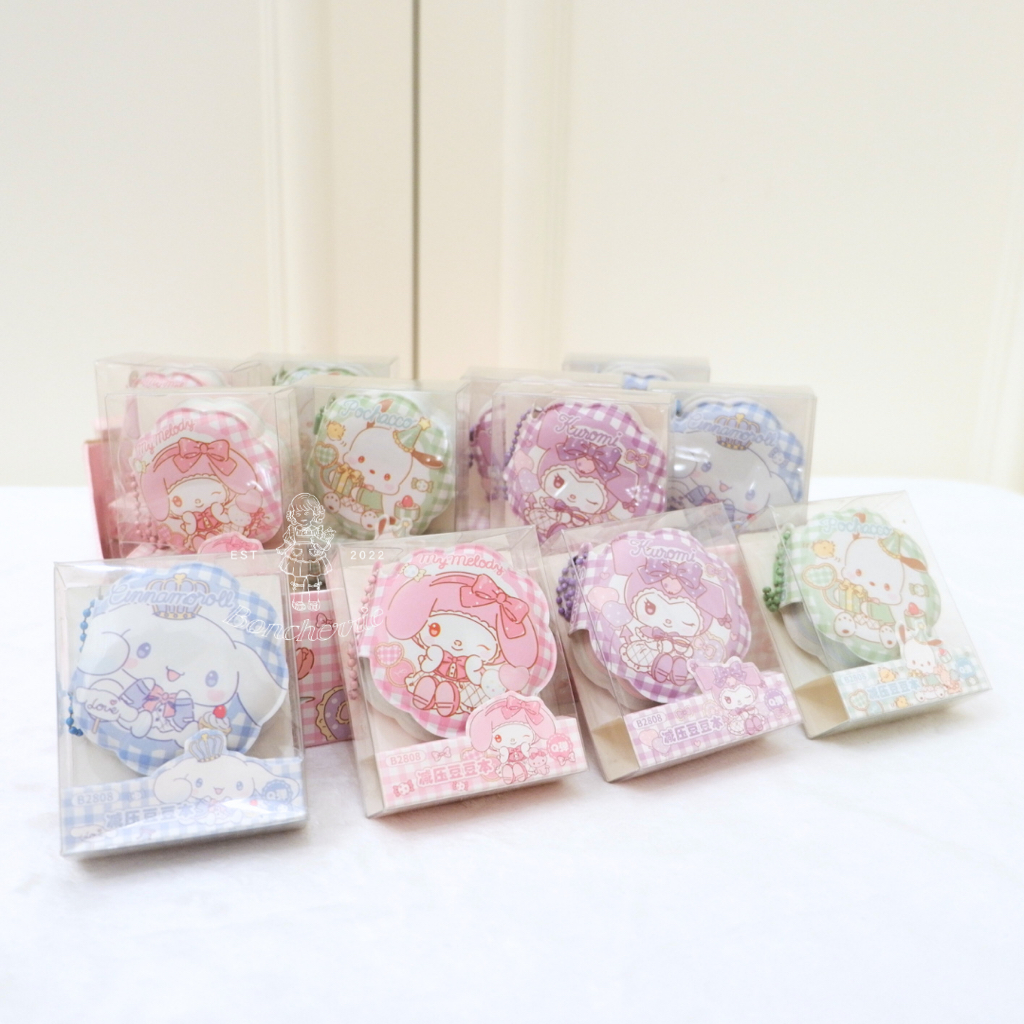

Sanrio Gingham Note