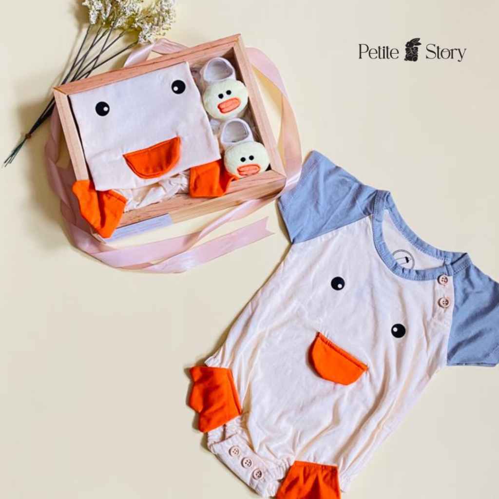 Petite Story - Duckie Box - Hampers Bayi Kado Lahiran Newborn / Kado Bayi Perempuan / Kado Bayi Laki