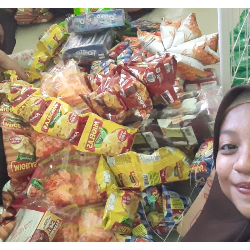 

PAKET SNACK TERMURAH/Bingkisan Ultah/Paket Snack/Souvenir