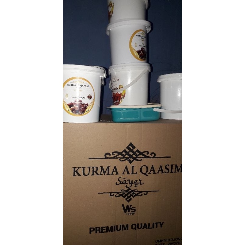 

Kurma Al Qasim Ember