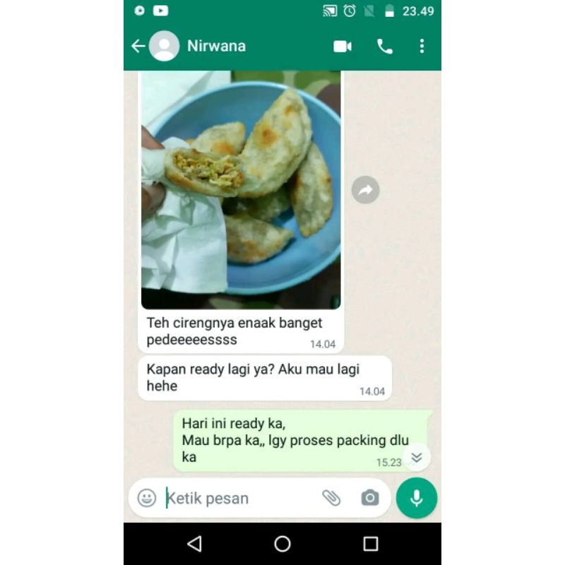 

Cireng isi ayam suwir pedas