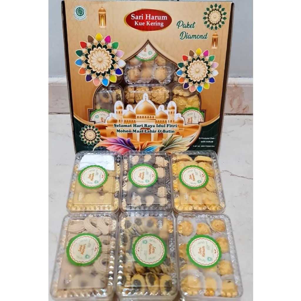 

Paket Kue Lebaran SARI HARUM DIAMOND/Bingkisan Hari Raya/Parcel Lebaran