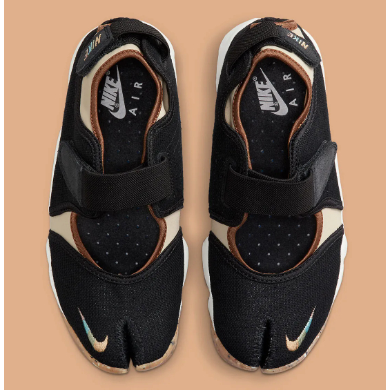 Nike Air Rift Off Noir / Black Gold