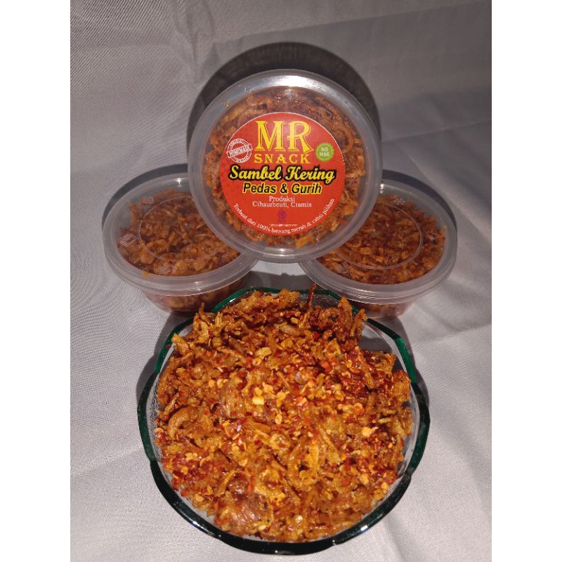 

Sambal Bawang kering tabur terbuat dari 100% Bawang Merah segar