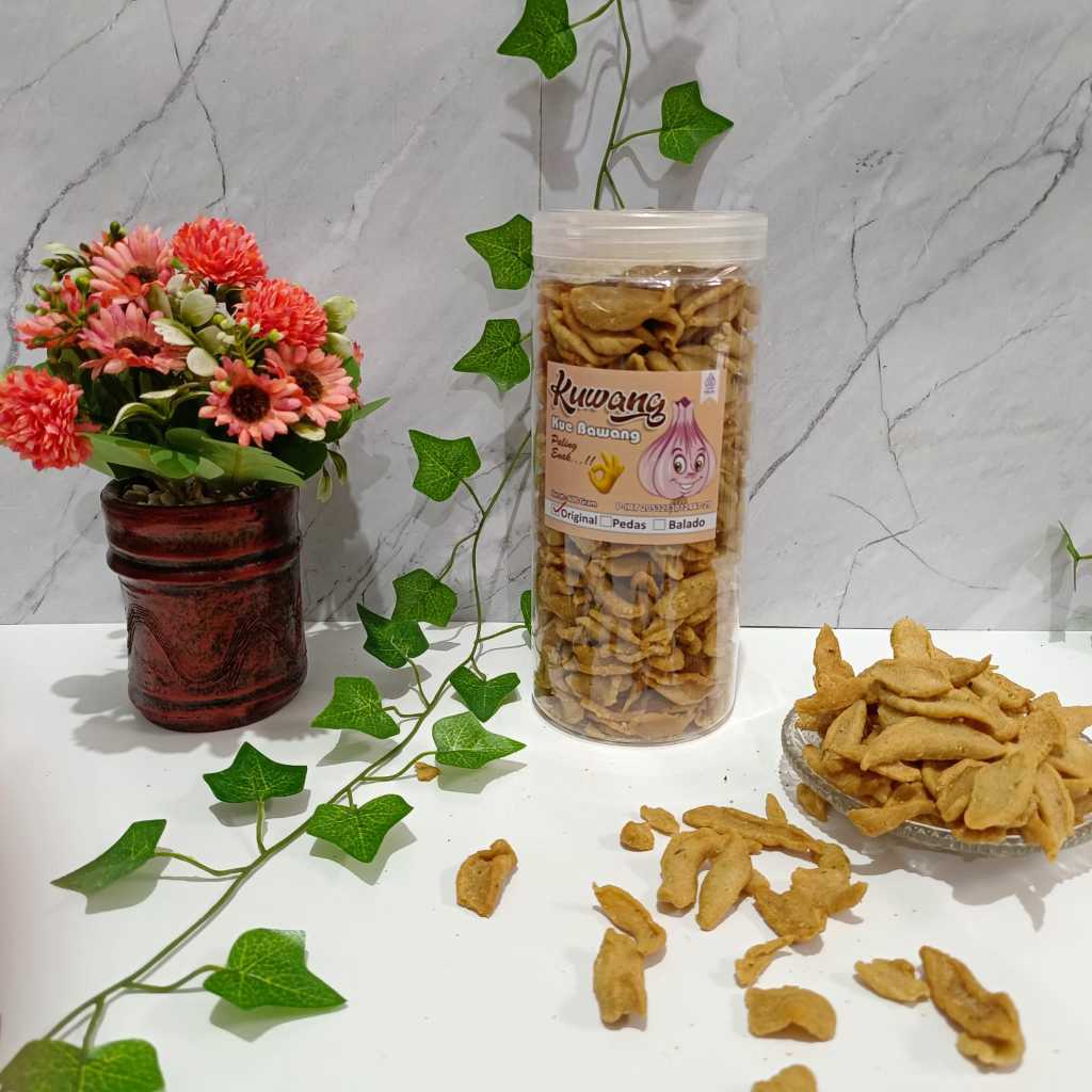

Kue bawang renyah ORIGINAL 500GRAM bikin nagih / sistik/ stik bawang / keripik bawang -Q DULUR