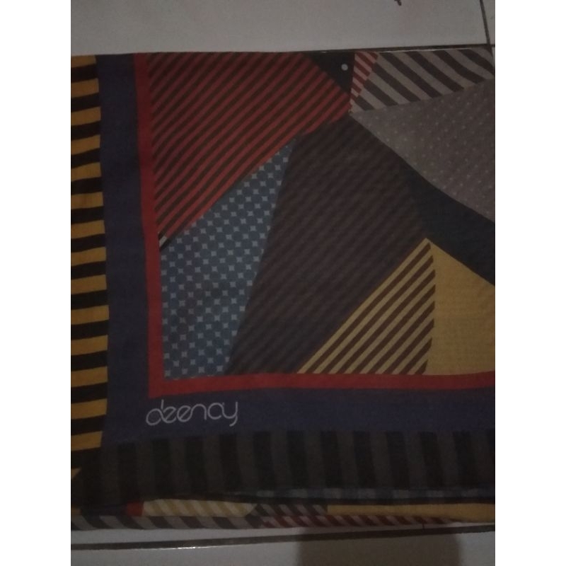 preloved hijab segi empat voal deenay ukuran standar