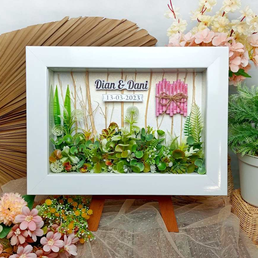 Bingkai Frame untuk Kado Mahar Uang dan Logam Mulia Seserahan Pernikahan - P.MHR.PTH4