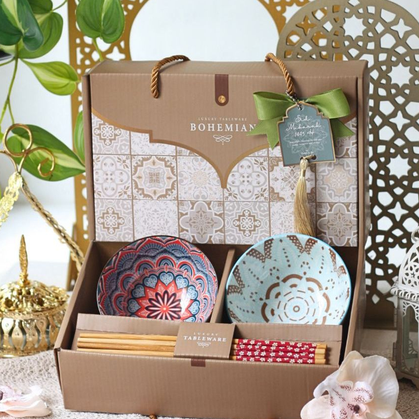 

Hampers Mangkok Lebaran Idul Fitri / Mangkuk Jepang Set Plus Sumpit Bambu / Japanese Bowl Set / FREE Ribbon & Hangtag
