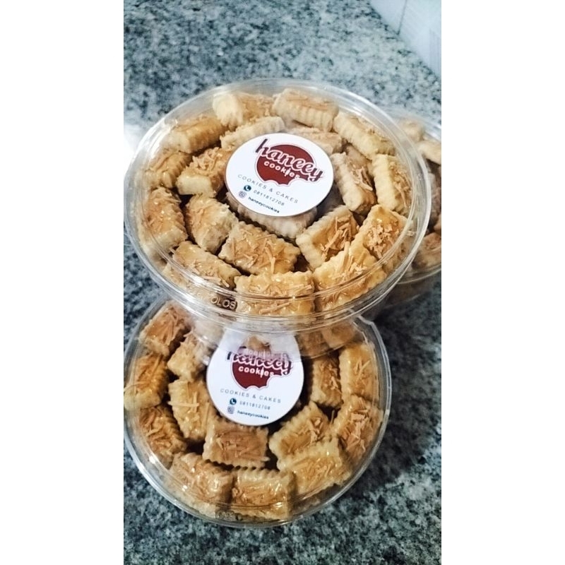 

Kaastengel Parmesan & Edam (dengan wijsman butter)