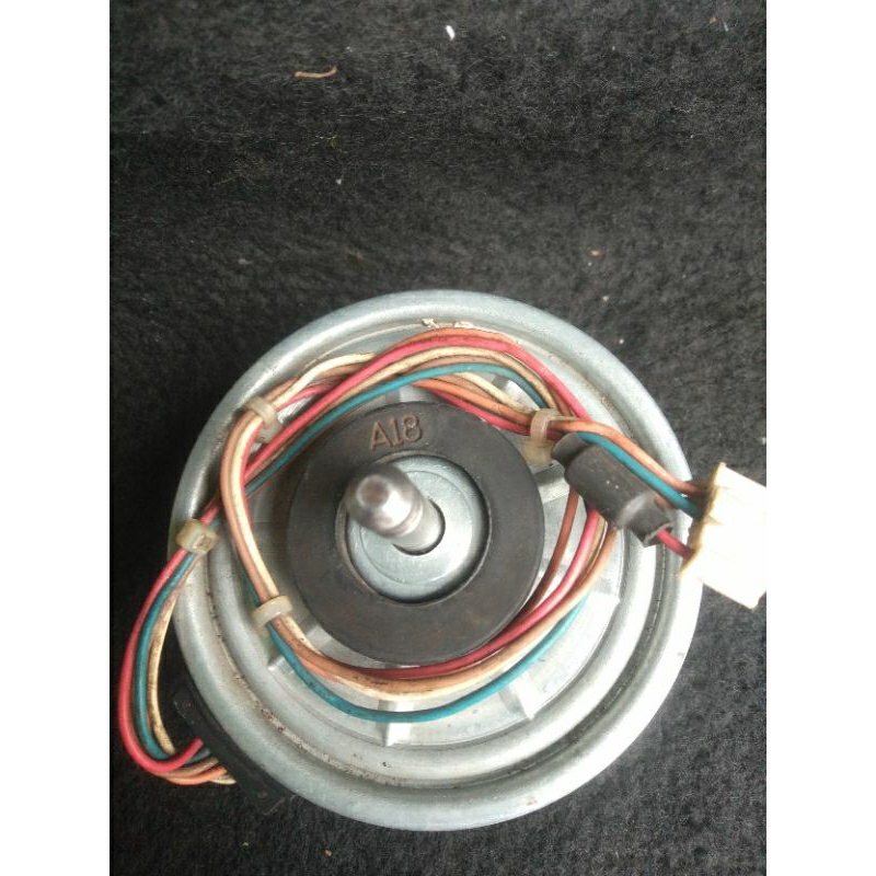 Dinamo motor Indoor AC Daikin 2 PK