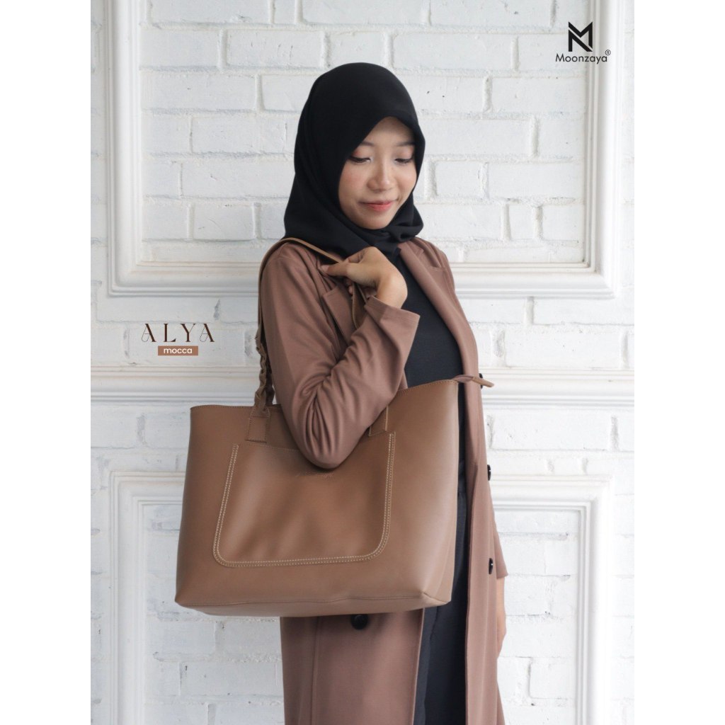 Ready Alya Totebag by Moonzaya Tas Tangan Wanita
