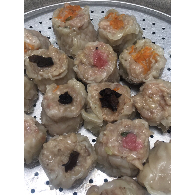 

Dimsum Full daging Ayam Frozen isi 5 pcs dengan saos