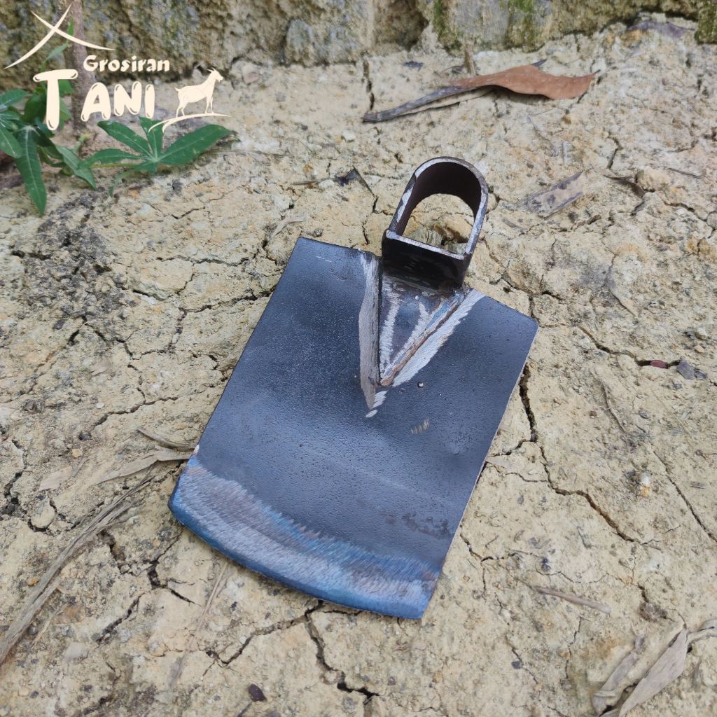 Cangkul Baja Hitam Asli Ukuran Kecil Super Tebal Anti Mleyot - Cangkul Tanah Anti Lengket - Pacul Be