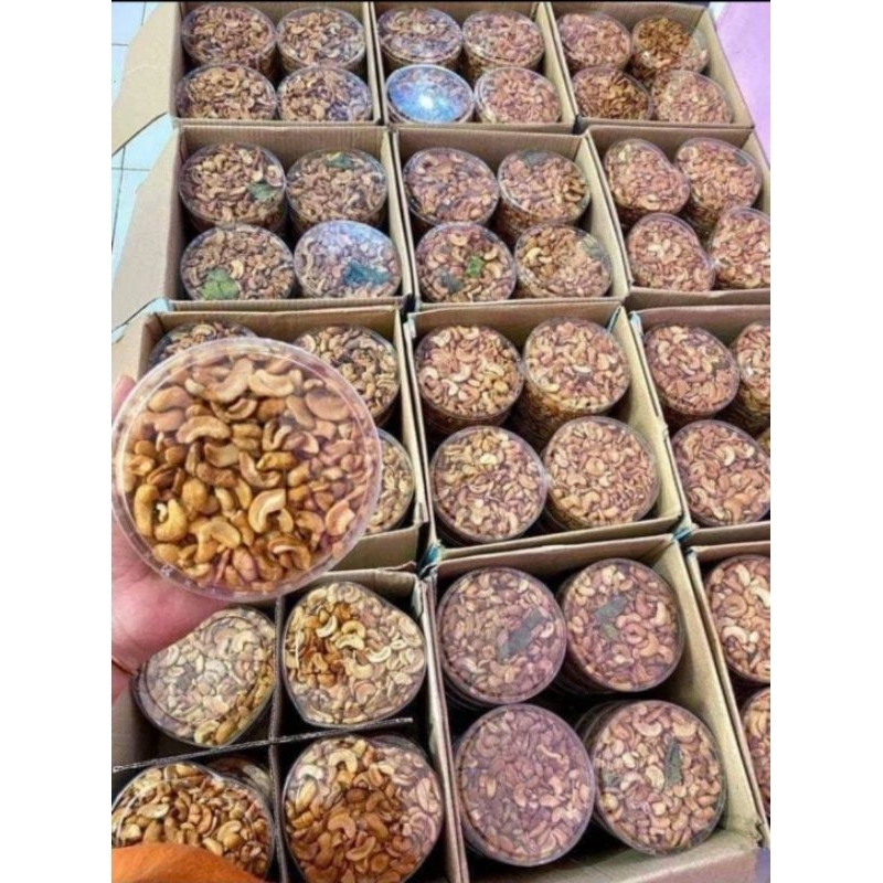 

KACANG MEDE PATAHAN MATANG 1 TOPLES| 200 GR