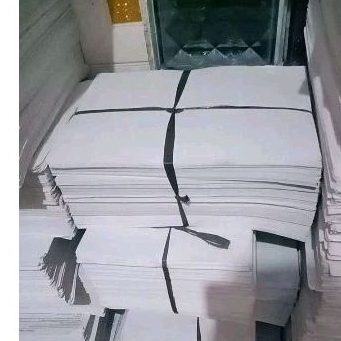 

Kertas Bekas A4/sisi sebelah polos
