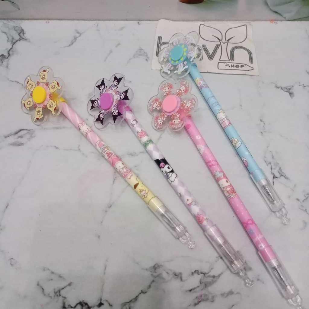 

qwe (12pc) PEN GEL PENA BALLPEN PUTARAN SANRIO CINNAMOROLL KUROMI