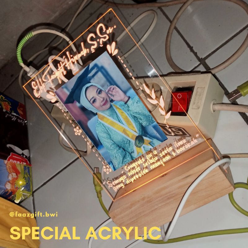 Akrilik 6x9 || Akrilik mini wisuda || Akrilik custom || Akrilik cantik