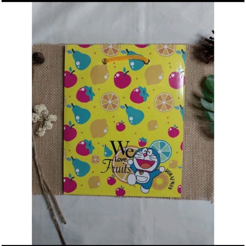 

Buku tulis kiky