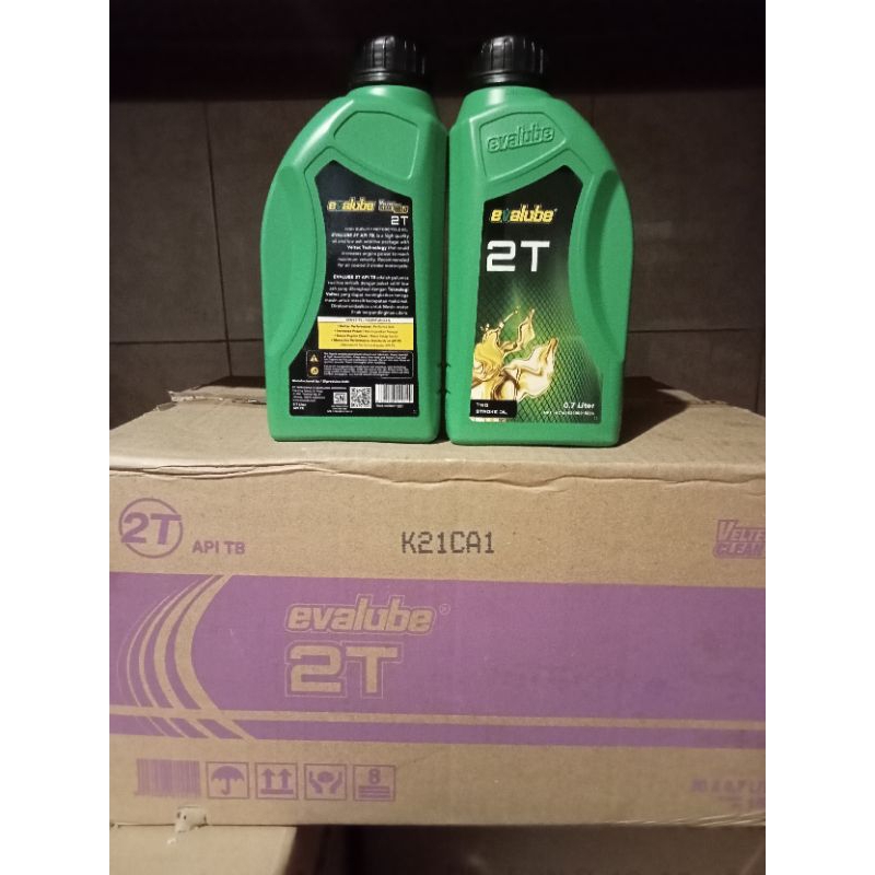 OLI SAMPING 2T EVALUBE 2T 700ml ASLI ( 1 DUS ISI 20pc )