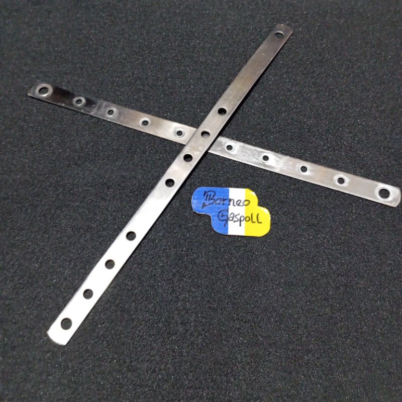 PLAT BOLONG BESI TEBAL 2.2MM  40 CM