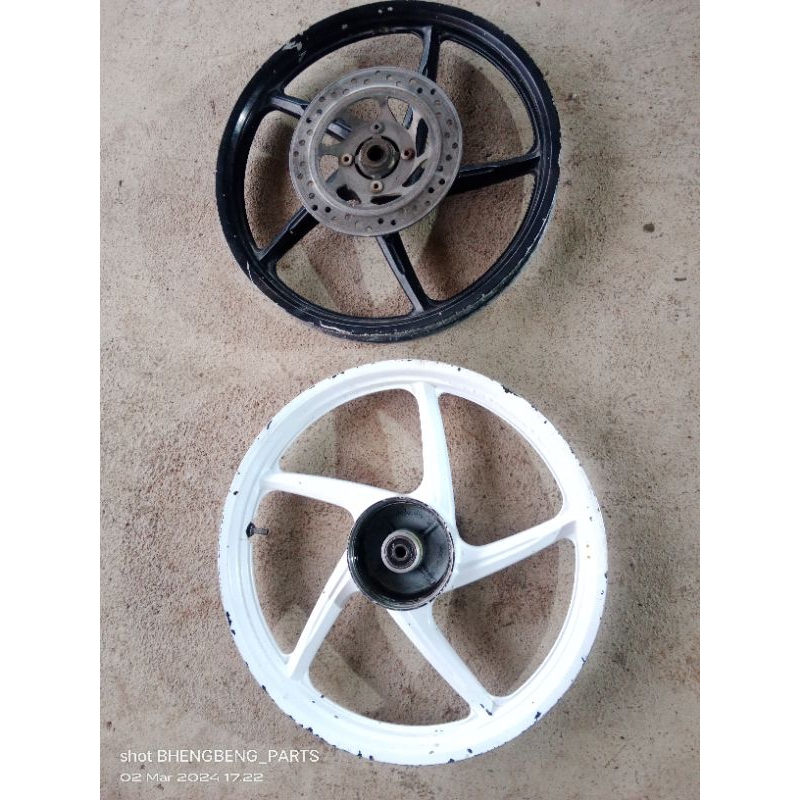 Velg ori bintang copotan Revo Absolute satu pasang sesuai photo