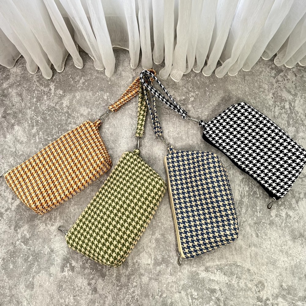 Dompet Pouch Wanita Kanvas Kode Otis
