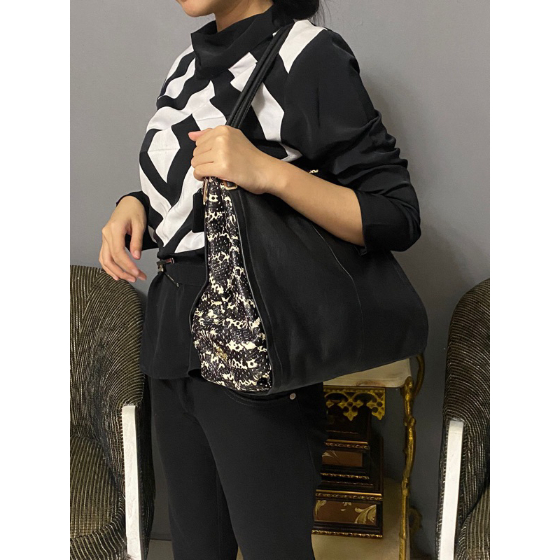 Coach Hobo Hitam Ladylin Shop