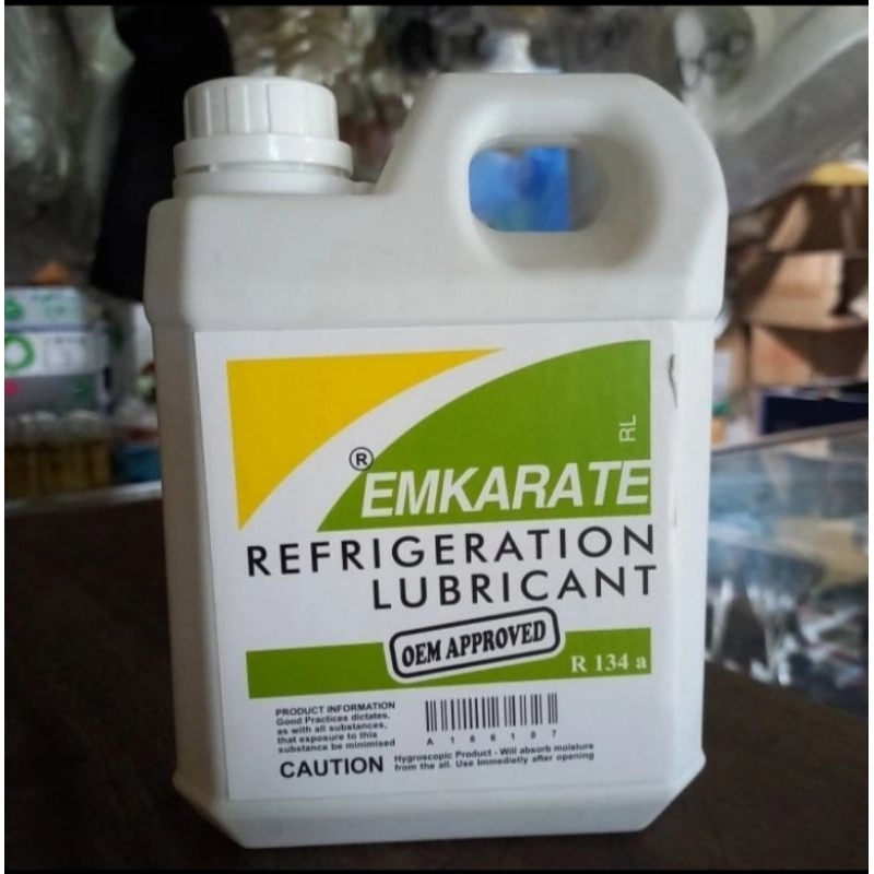 Oli Kulkas EMKARATE R134