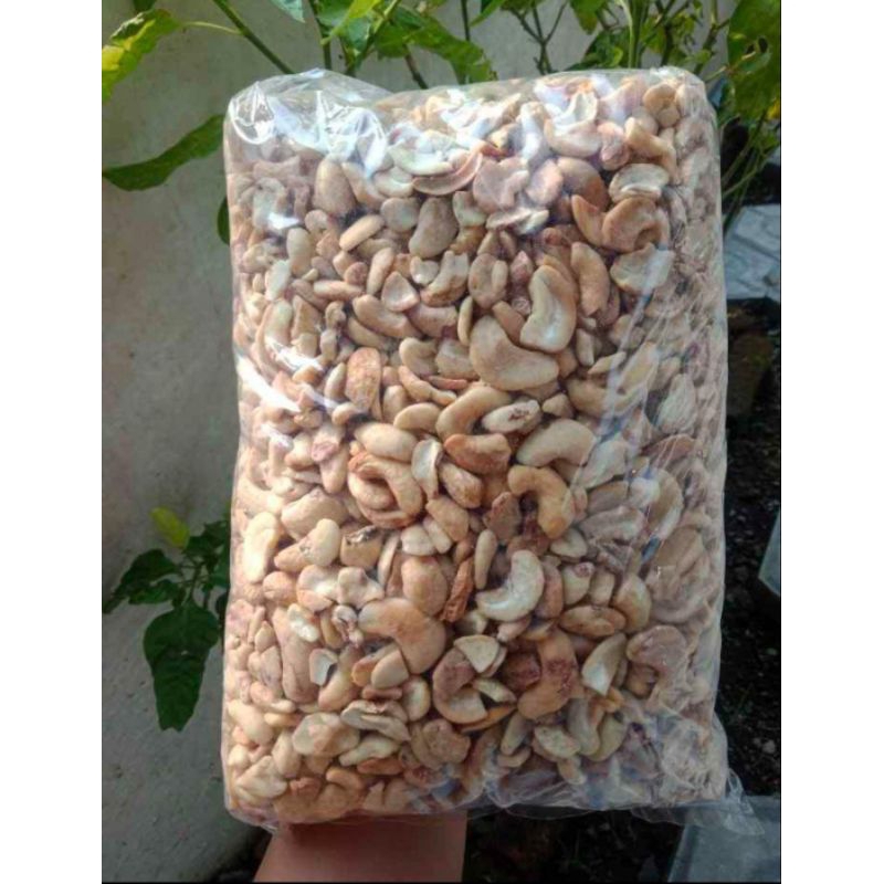 

Mente Mentah Pecah Sulawesi/Kacang Mede 1kg