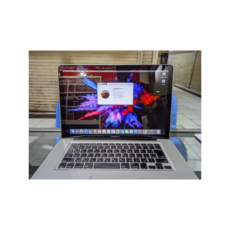 MacBook Pro 15 Mid 2010 Core i7 VGA GT330 Ram 8 SSD 256 Layar 15 inch Garansi