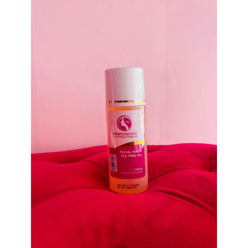 FACIAL WASH TEA TREE OIL