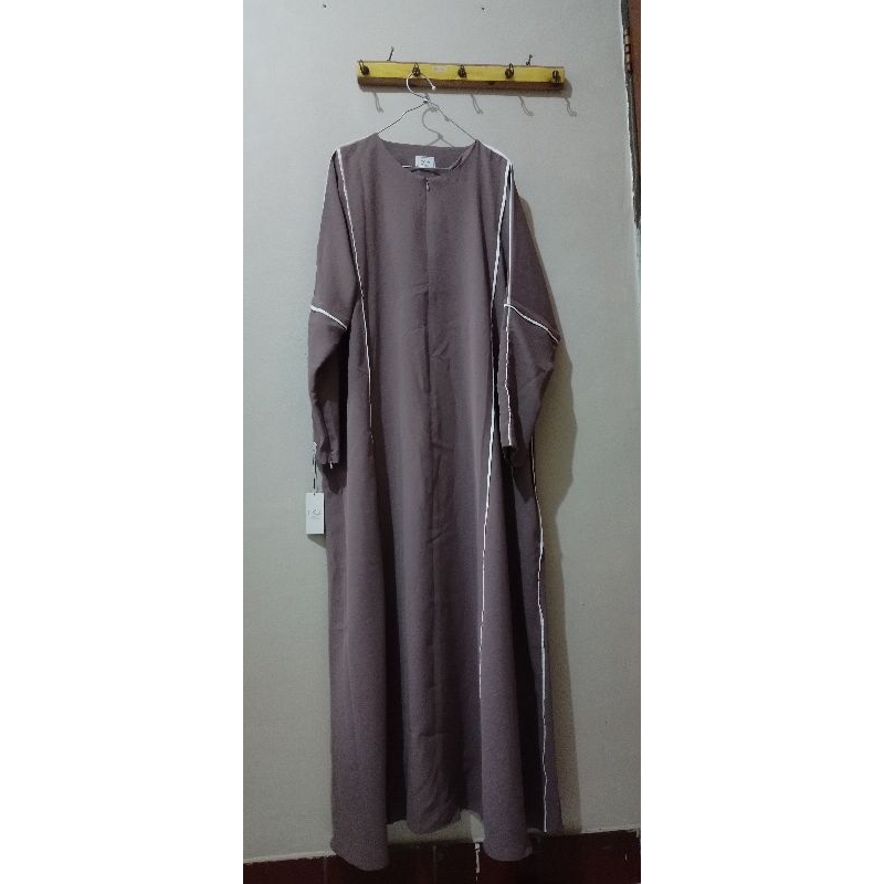 Line Abaya bysofni