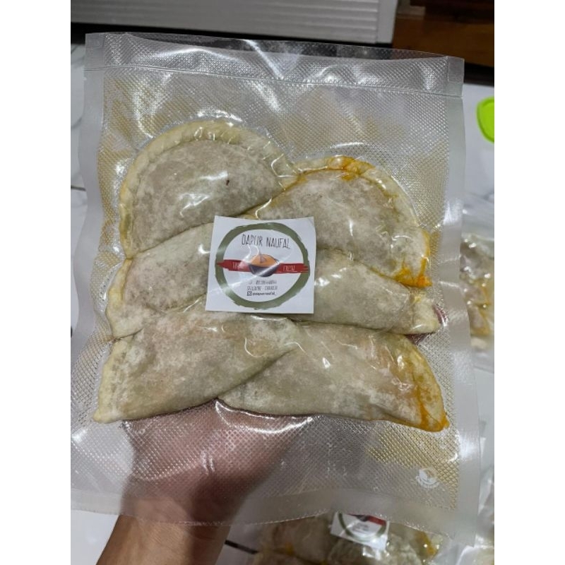 

Cireng Isi Ayam Suwir PEDAS NIKMAT