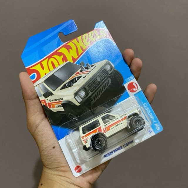Hot Wheels Nissan Patrol Custom