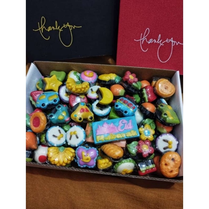 

Coklat kemasan kotak
