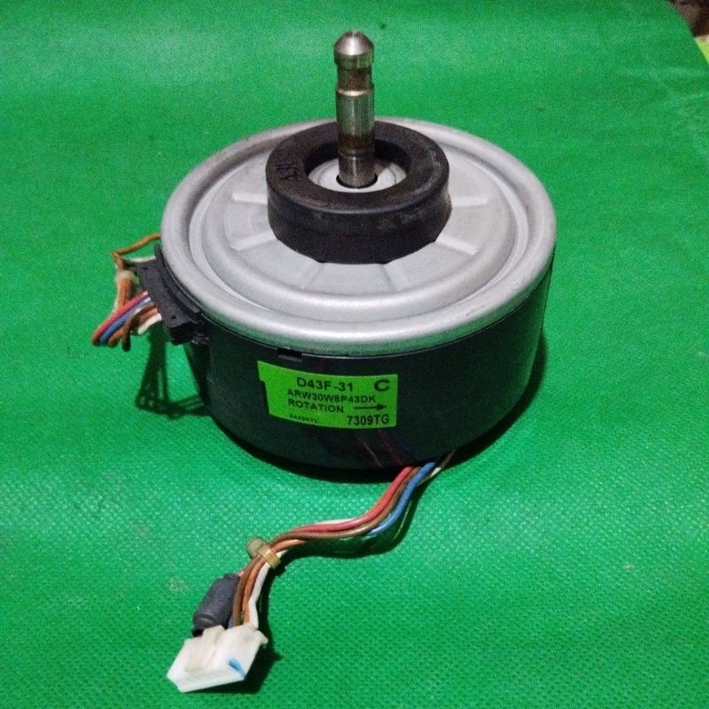 FAN MOTOR AC DAIKIN DINAMO FAN AC DAIKIN ORIGINAL