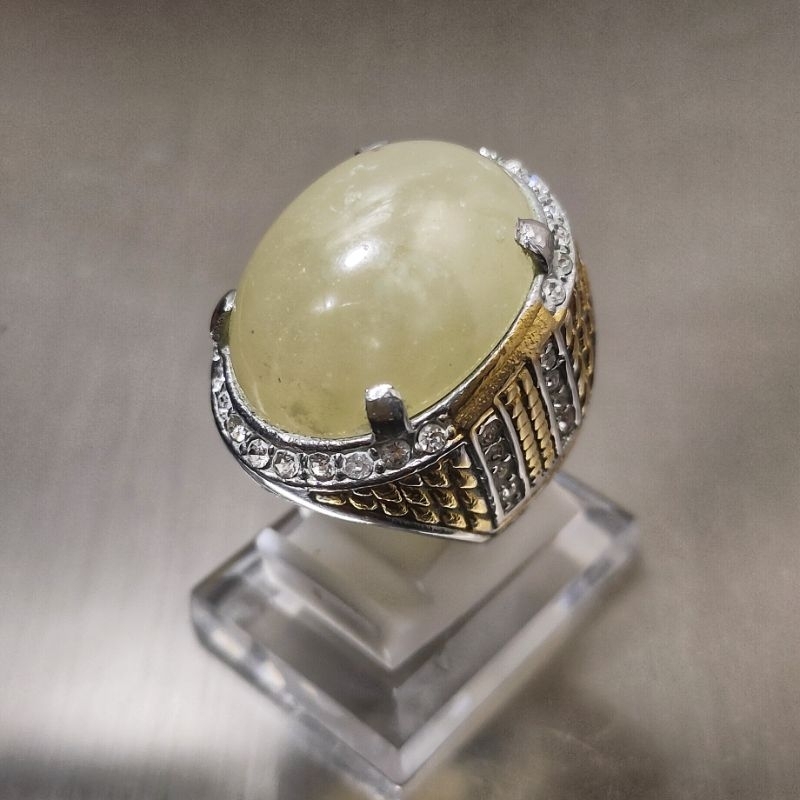 Batu Akik Lumut Sungai Dareh Giok Es Jumbo (Natural Idocrase)