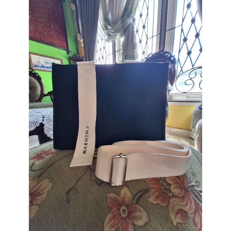preloved marhen j slingbag