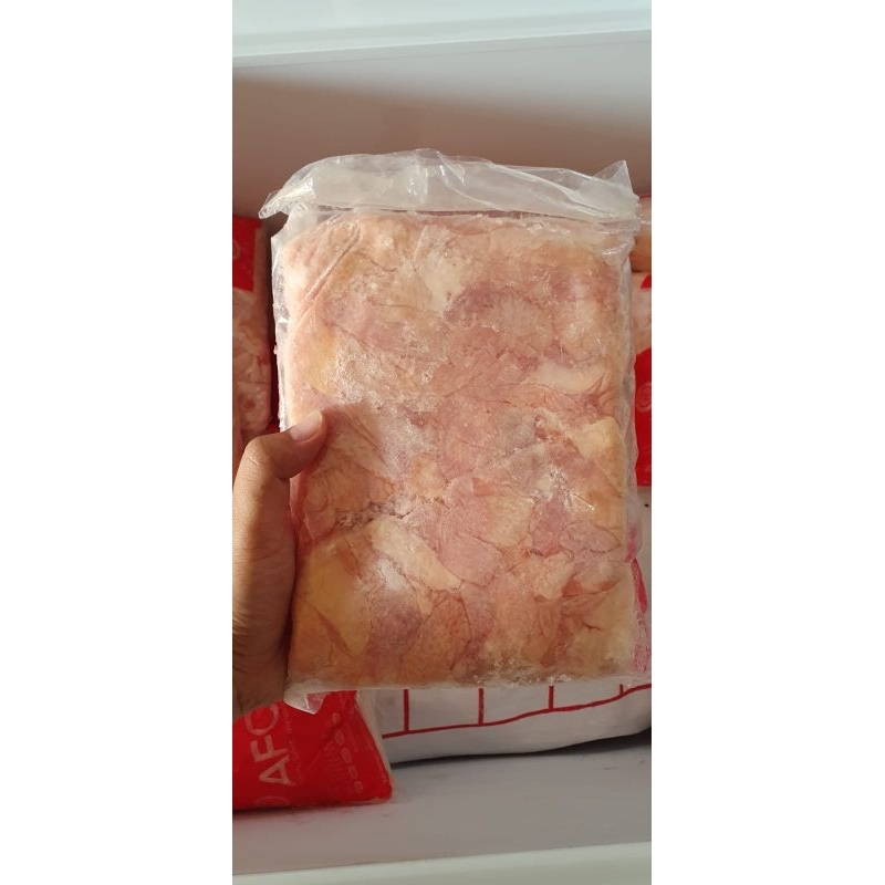 

KULIT AYAM AFCO KEMASAN 1 KG atau 500 gr/KULIT AYAM CRISPY 1000 GR