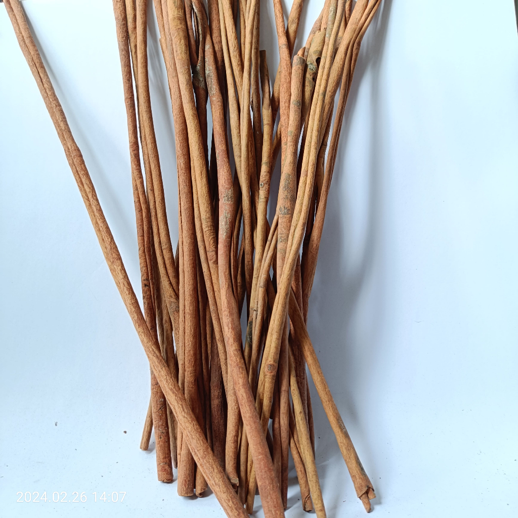 

KAYU MANIS PANJANG UTUH 1KG |CINNAMON STICK KWALITAS EKSPOR | KAYU MANIS BATANG