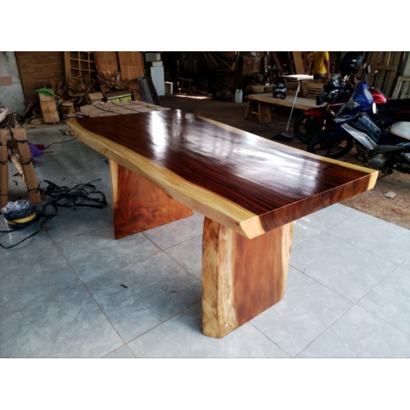 Meja Makan Kayu Trembesi Ukuran 180cm