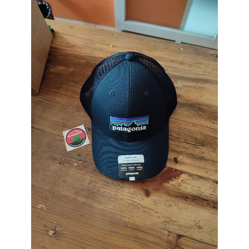 Patagonia trucker hat Patagonia p6 logo trucker hat Patagonia p6 logo lopro trucker hat original