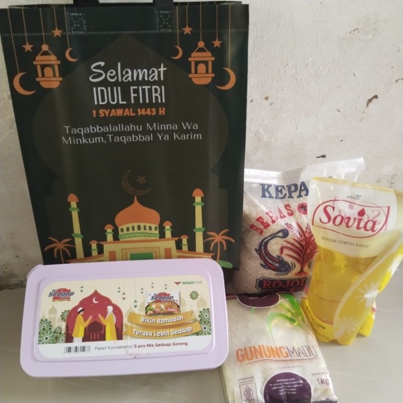 

Hampers sembako ramadhan atau lebaran