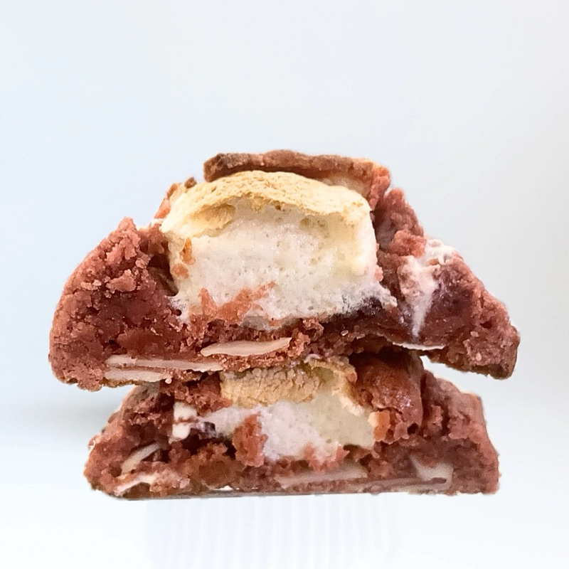 

strawberry and red velvet oreo cookies