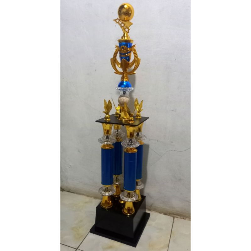 Trophy piala kaki 4 tabung top mewah 110 cm